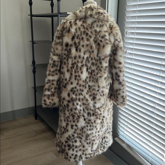 Leopard Print Faux Fur Coat - Picture 3 of 5